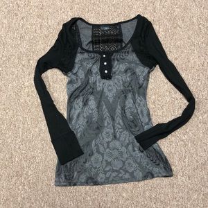 Long sleeve shirt